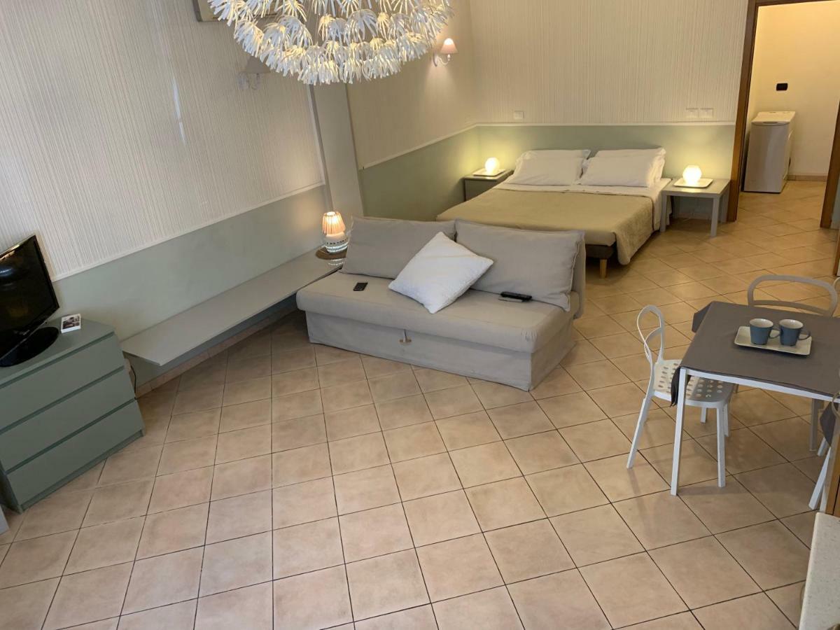 Bed In Bo Porta San Donato Apartment Bologna Ngoại thất bức ảnh